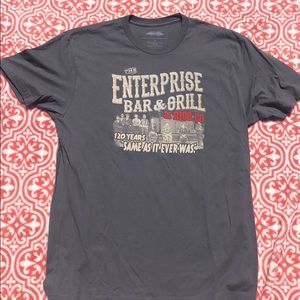 Dive bar T-shirt club